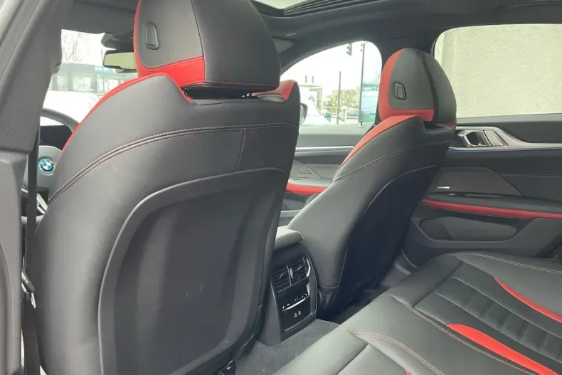BMW i4 (Seria 4) din 2025 cu 23.599 km - oferta BMW194598 - foto 22