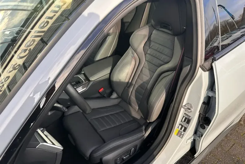 BMW i4 (Seria 4) din 2025 cu 17.194 km - oferta BMW194600 - foto 6