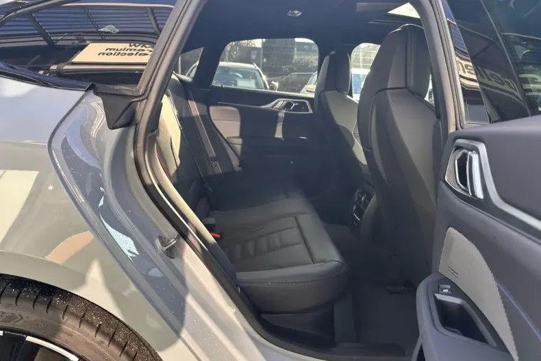 BMW i4 (Seria 4) din 2025 cu 17.194 km - oferta BMW194600 - foto 20