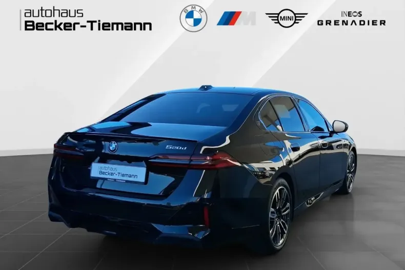 BMW 520 (Seria 5) din 2025 cu 25.472 km - oferta BMW194602 - foto 6