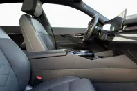 BMW 550 (Seria 5) din 2025 cu 16.964 km - oferta BMW194603 - foto 5