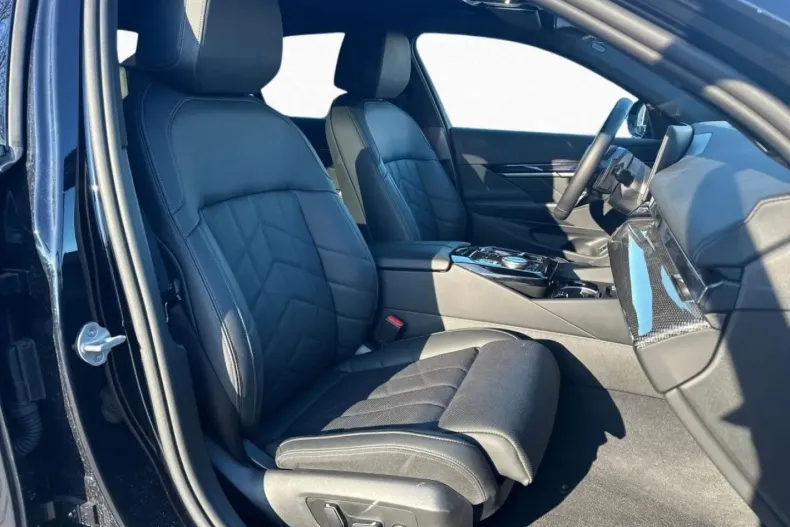 BMW 520 (Seria 5) din 2025 cu 25.149 km - oferta BMW194607 - foto 16