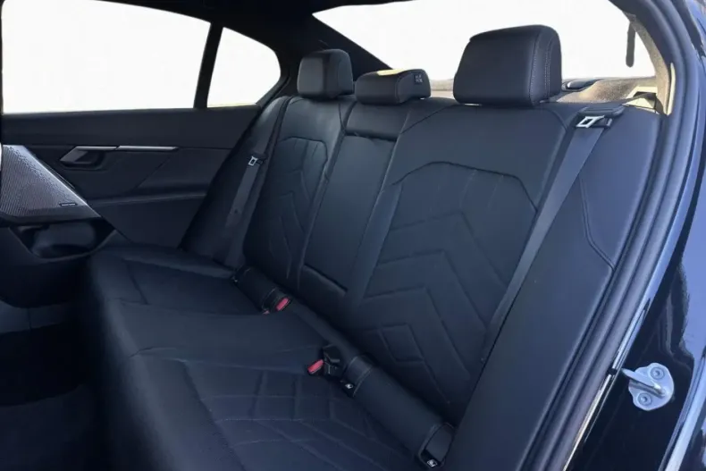 BMW 520 (Seria 5) din 2025 cu 25.149 km - oferta BMW194607 - foto 18