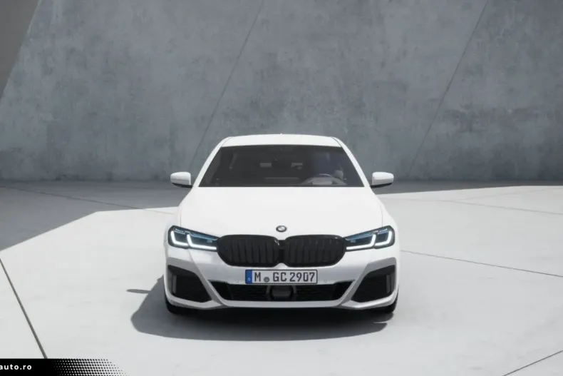 BMW 530 (Seria 5) din 2023 cu 37.475 km - oferta BMW194612 - foto 3