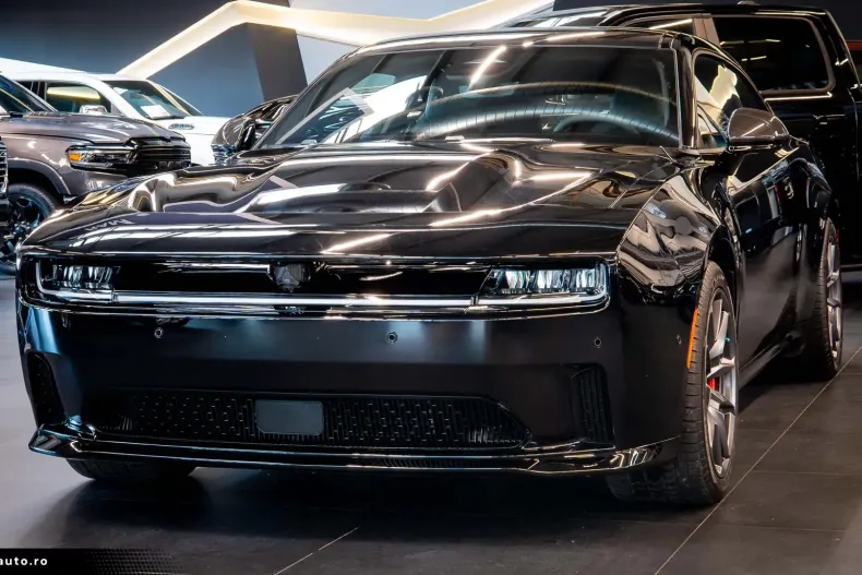Dodge Charger din 2026 cu 50 km - oferta DOD194620 - foto 3
