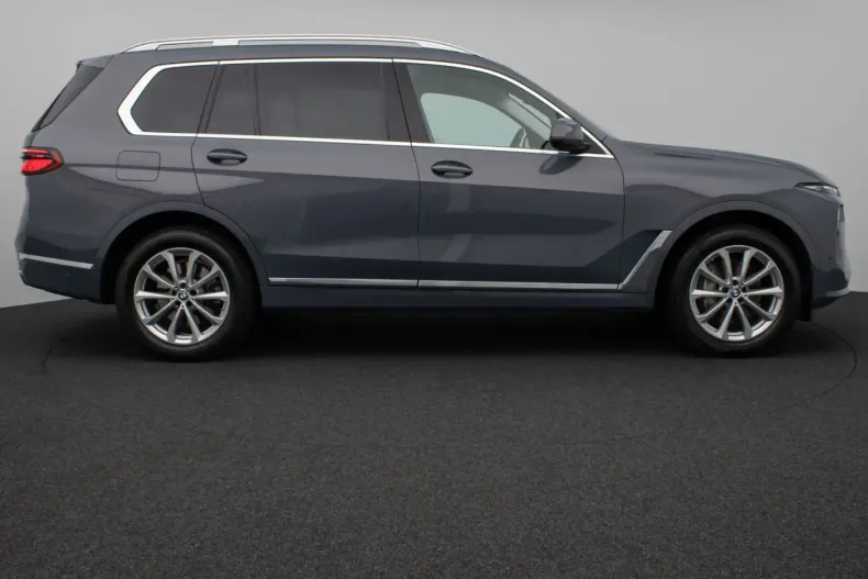 BMW X7 (Seria X) din 2022 cu 46.141 km - oferta BMW194627 - foto 5