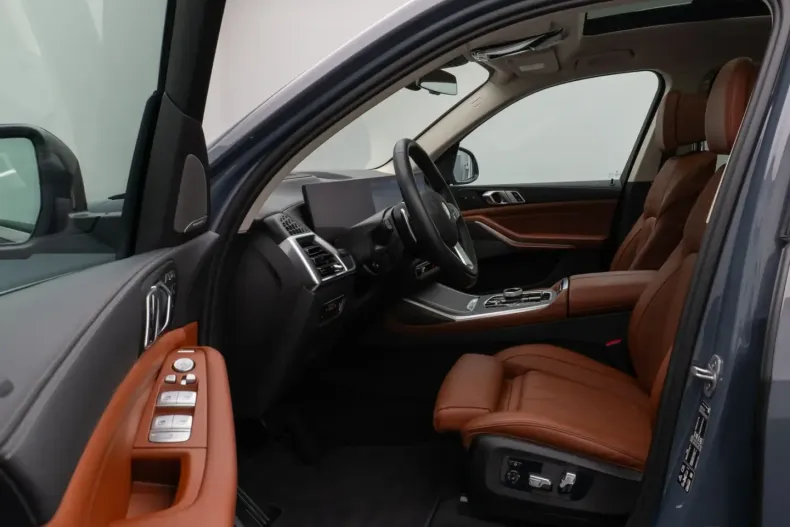 BMW X7 (Seria X) din 2022 cu 46.141 km - oferta BMW194627 - foto 15