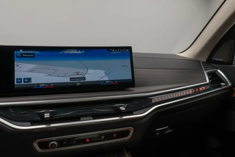 BMW X7 (Seria X) din 2022 cu 46.141 km - oferta BMW194627 - foto 17