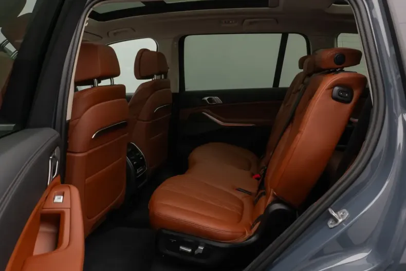 BMW X7 (Seria X) din 2022 cu 46.141 km - oferta BMW194627 - foto 21