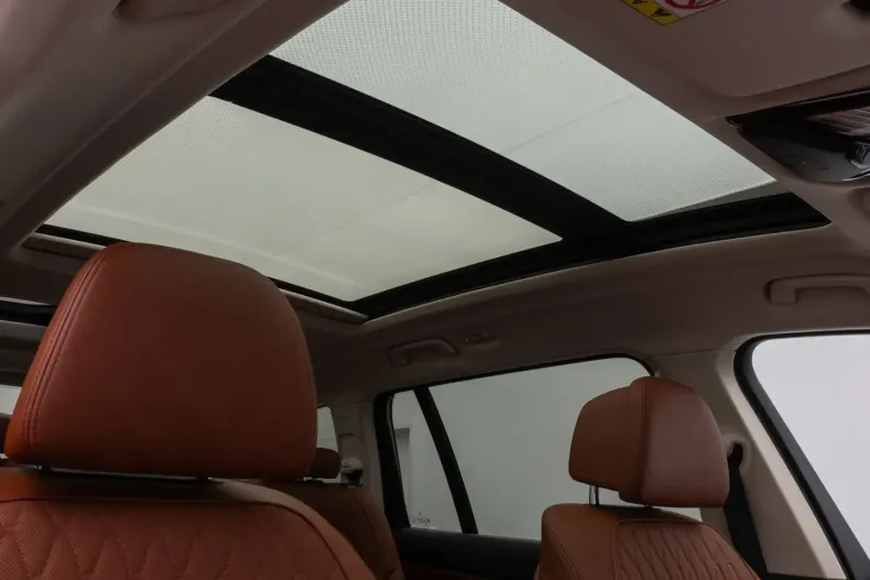 BMW X7 (Seria X) din 2022 cu 46.141 km - oferta BMW194627 - foto 28