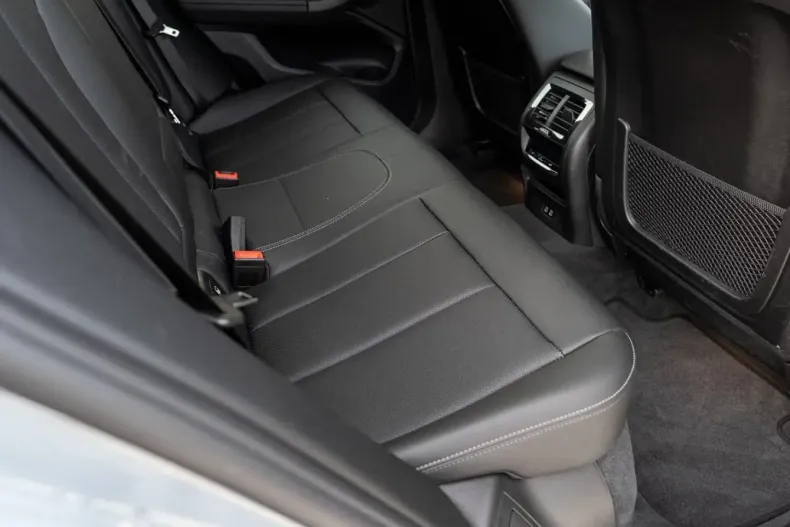 BMW X4 (Seria X) din 2025 cu 22.490 km - oferta BMW194641 - foto 25