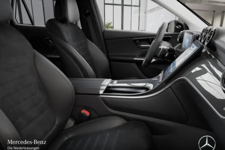 Mercedes-Benz GLC 200 (Clasa GLC) din 2023 cu 44.926 km - oferta MER194657 - foto 11