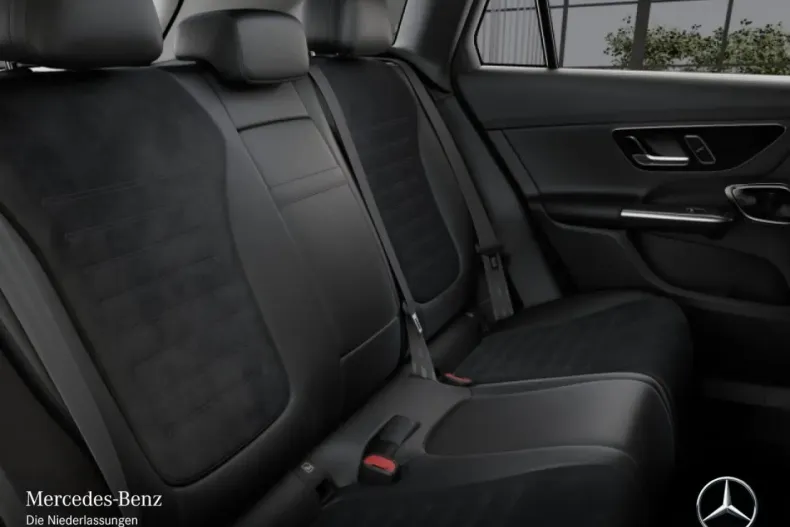 Mercedes-Benz GLC 200 (Clasa GLC) din 2023 cu 44.926 km - oferta MER194657 - foto 12