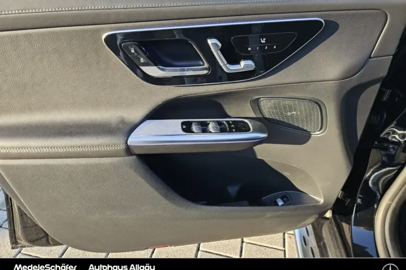 Mercedes-Benz GLC 450 (Clasa GLC) din 2024 cu 19.840 km - oferta MER194675 - foto 9