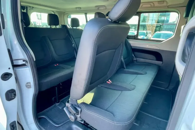 Renault Trafic din 2024 cu 44.200 km - oferta REN194689 - foto 8