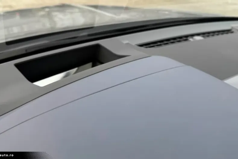 Bentley Bentayga din 2024 cu 7.550 km - oferta BEN194695 - foto 24