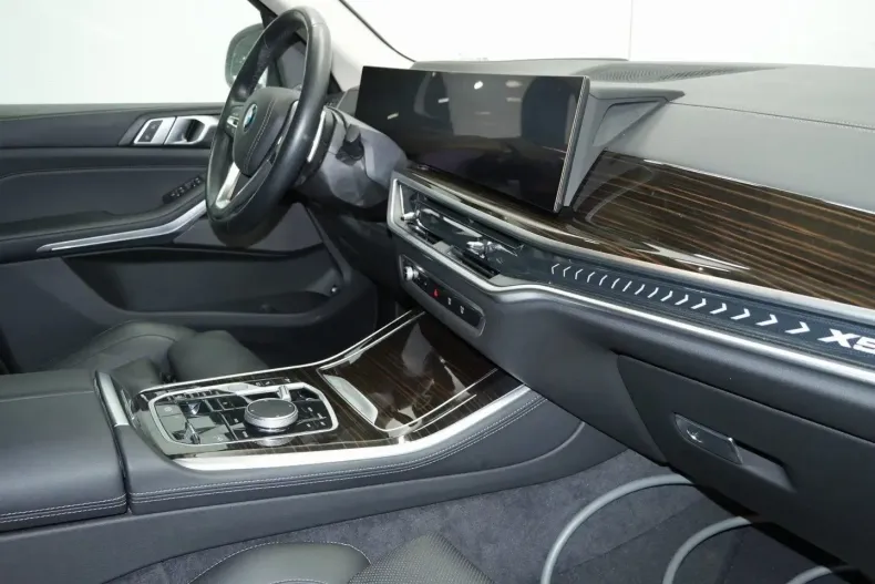 BMW X5 (Seria X) din 2024 cu 21.221 km - oferta BMW194701 - foto 3