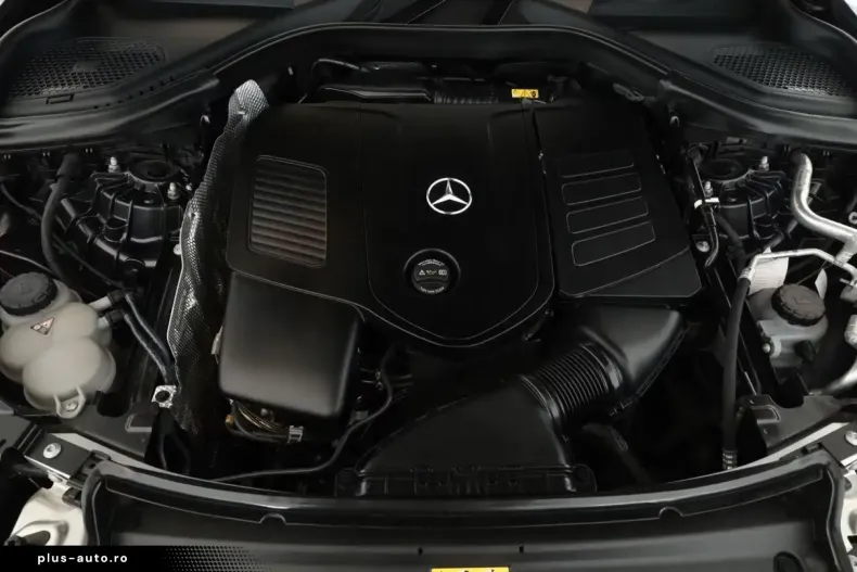 Mercedes-Benz GLC 300 (Clasa GLC) din 2023 cu 53.700 km - oferta MER194716 - foto 22