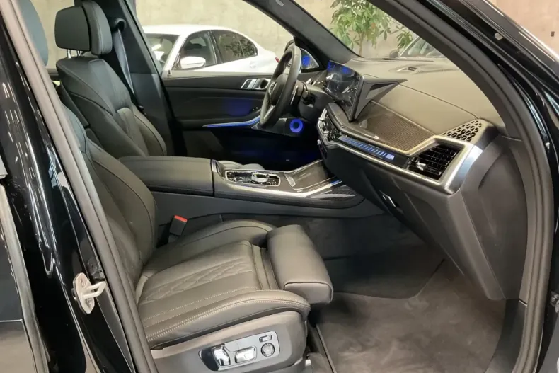 BMW X7 (Seria X) din 2025 cu 5.600 km - oferta BMW194721 - foto 26