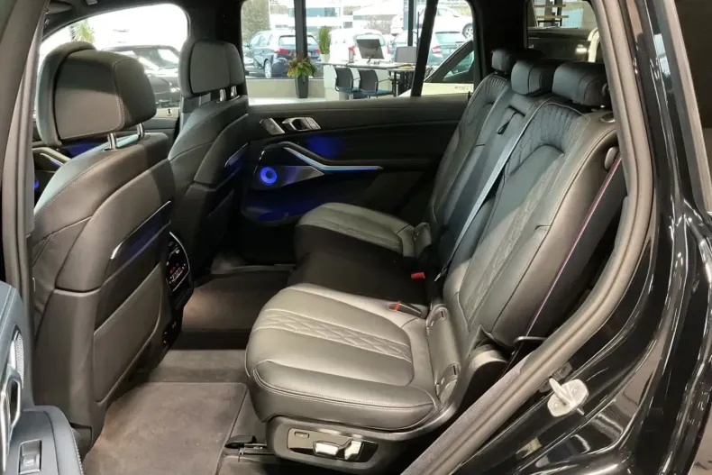 BMW X7 (Seria X) din 2025 cu 5.600 km - oferta BMW194721 - foto 39