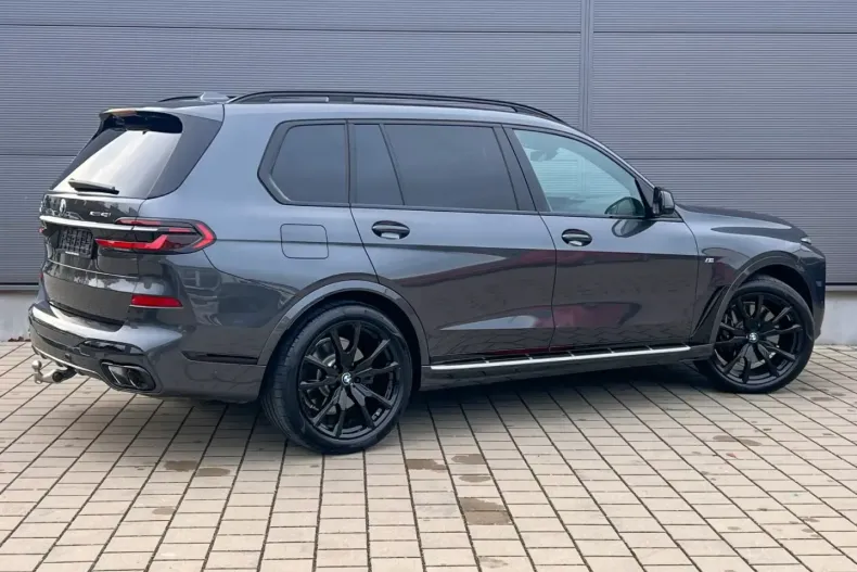 BMW X7 (Seria X) din 2024 cu 5.780 km - oferta BMW194725 - foto 10