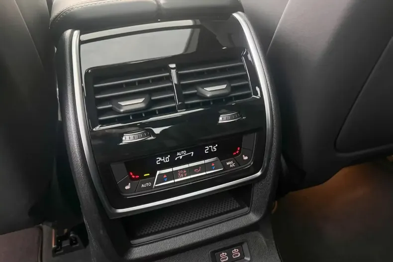 BMW X7 (Seria X) din 2024 cu 5.780 km - oferta BMW194725 - foto 21