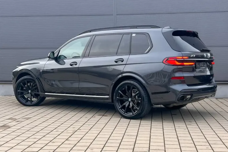 BMW X7 (Seria X) din 2024 cu 5.780 km - oferta BMW194725 - foto 27
