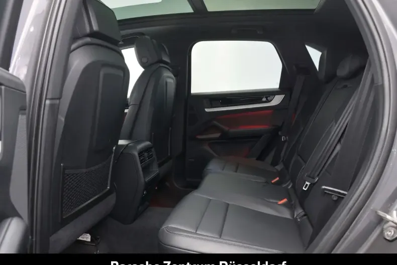 Porsche Cayenne din 2025 cu 11.338 km - oferta POR194727 - foto 17