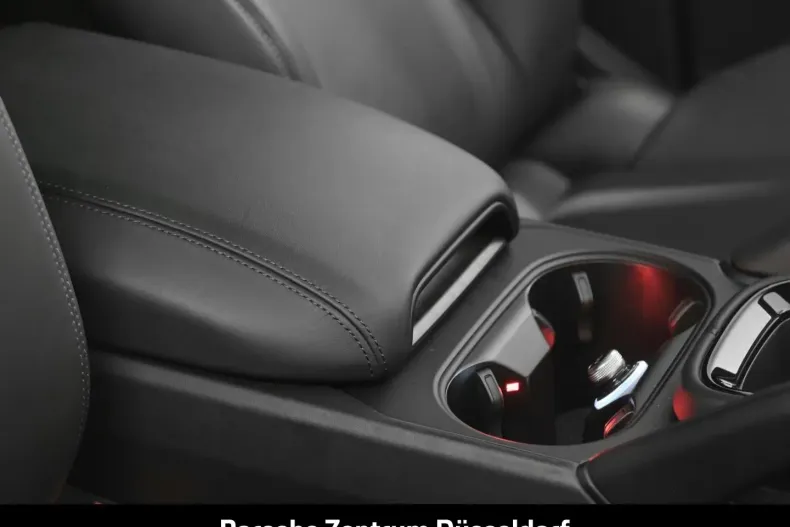 Porsche Cayenne din 2025 cu 11.338 km - oferta POR194727 - foto 24