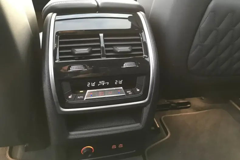 BMW X7 (Seria X) din 2025 cu 6.200 km - oferta BMW194728 - foto 34