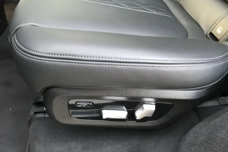 BMW X7 (Seria X) din 2025 cu 6.200 km - oferta BMW194728 - foto 39