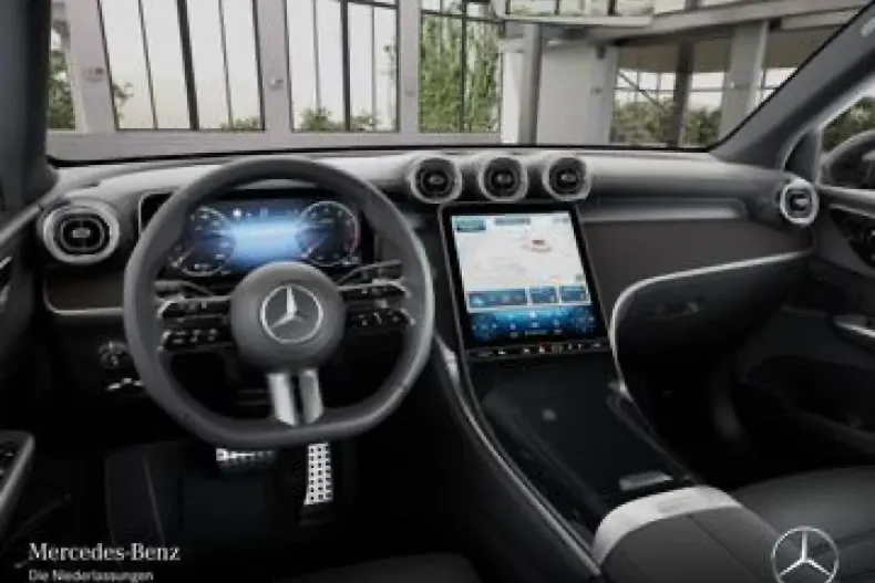 Mercedes-Benz GLC 200 (Clasa GLC) din 2025 cu 13.763 km - oferta MER194756 - foto 12