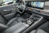 BMW 750 (Seria 7) din 2023 cu 32.948 km - oferta BMW194764 - foto 17