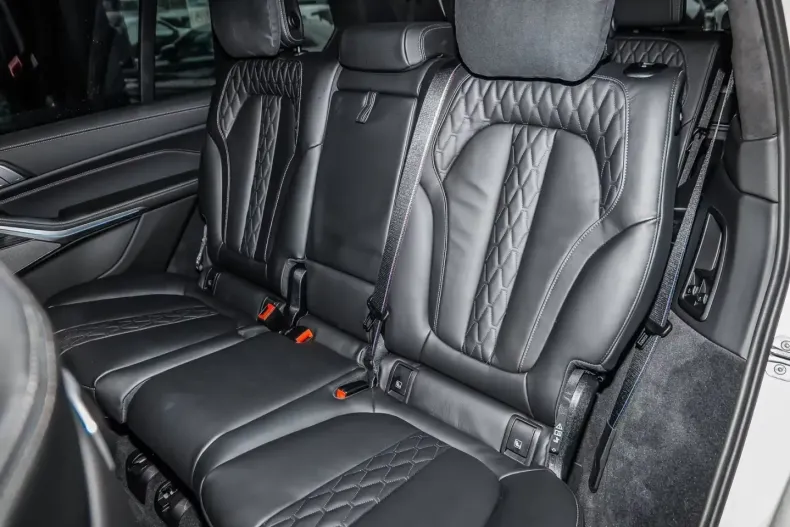 BMW X7 (Seria X) din 2025 cu 9.450 km - oferta BMW194767 - foto 8