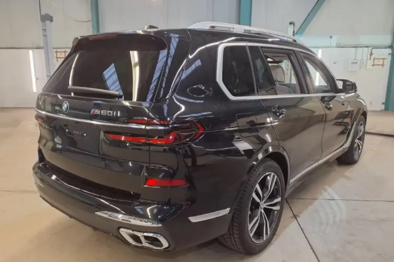BMW X7 (Seria X) din 2024 cu 7.674 km - oferta BMW194779 - foto 6