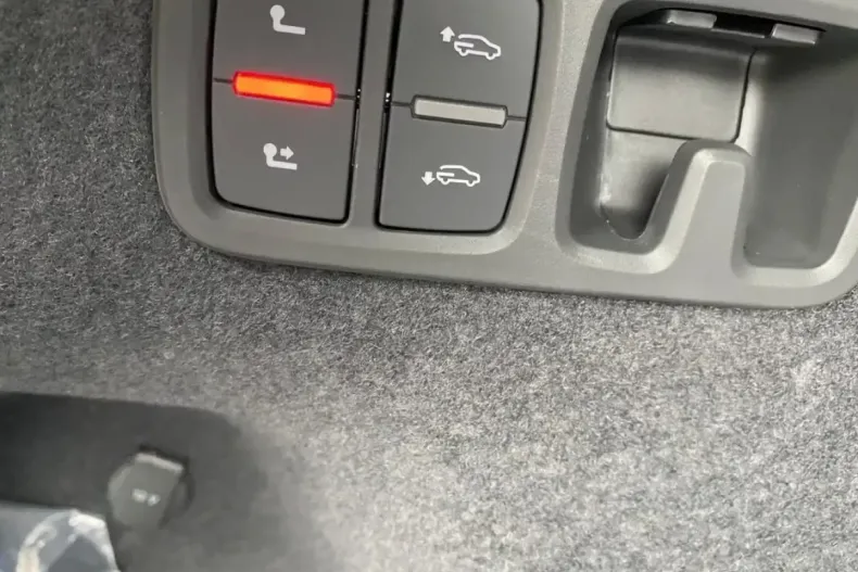 Audi Q8 din 2023 cu 1.510 km - oferta AUD194784 - foto 14