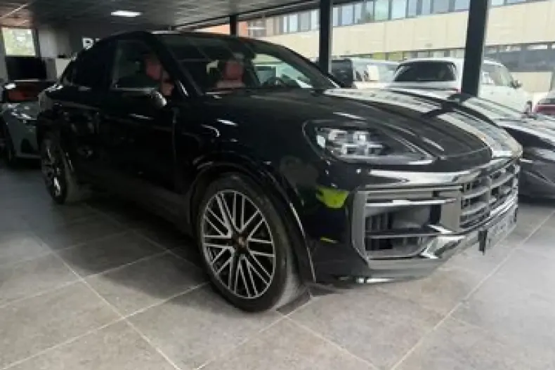 Porsche Cayenne din 2025 cu 9.950 km - oferta POR194790 - foto 3