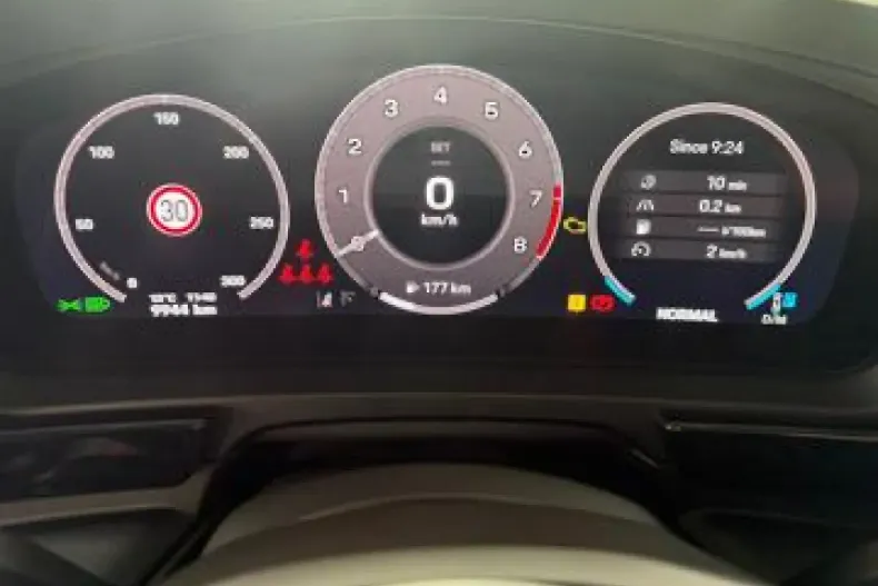 Porsche Cayenne din 2025 cu 9.950 km - oferta POR194790 - foto 8