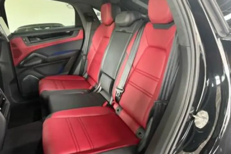 Porsche Cayenne din 2025 cu 9.950 km - oferta POR194790 - foto 11