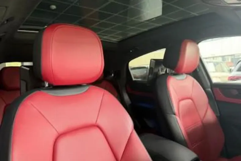 Porsche Cayenne din 2025 cu 9.950 km - oferta POR194790 - foto 12