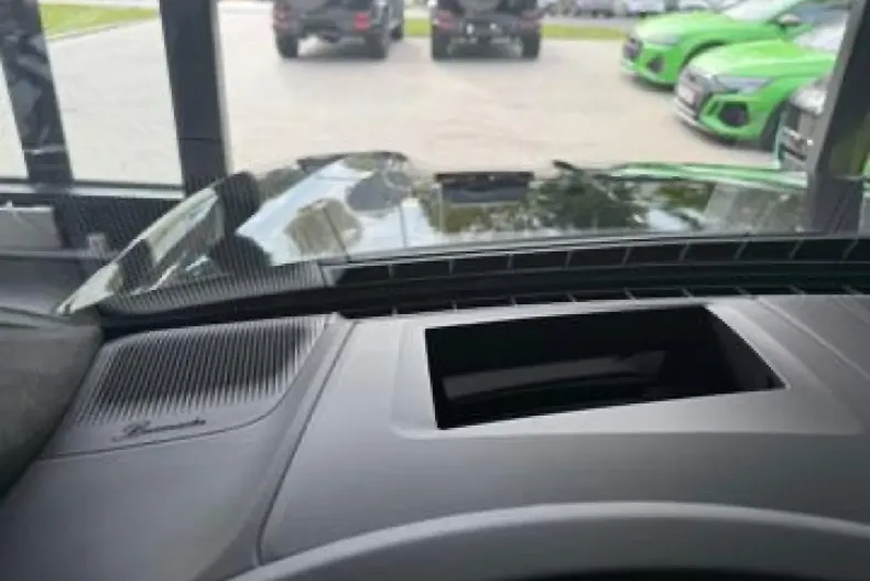 Porsche Cayenne din 2025 cu 9.950 km - oferta POR194790 - foto 19