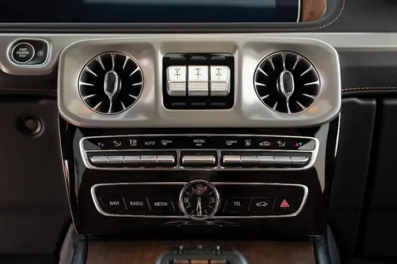 Mercedes-Benz G 400 (Clasa G) din 2024 cu 28.900 km - oferta MER194791 - foto 9