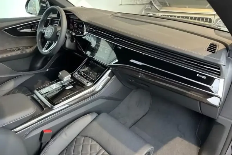 Audi Q8 din 2026 cu 30 km - oferta AUD194798 - foto 3