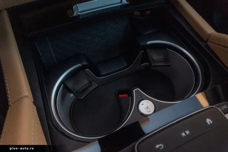 Mercedes-Benz GLE 400 (Clasa GLE) din 2024 cu 54.000 km - oferta MER194799 - foto 21