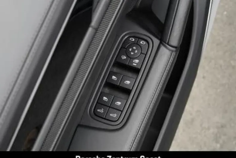 Porsche Cayenne din 2024 cu 37.990 km - oferta POR194803 - foto 17