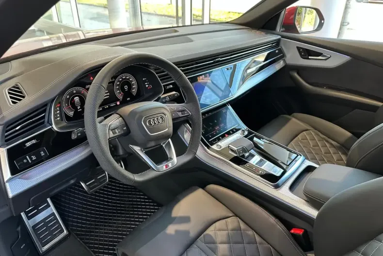 Audi Q8 din 2026 cu 30 km - oferta AUD194817 - foto 3