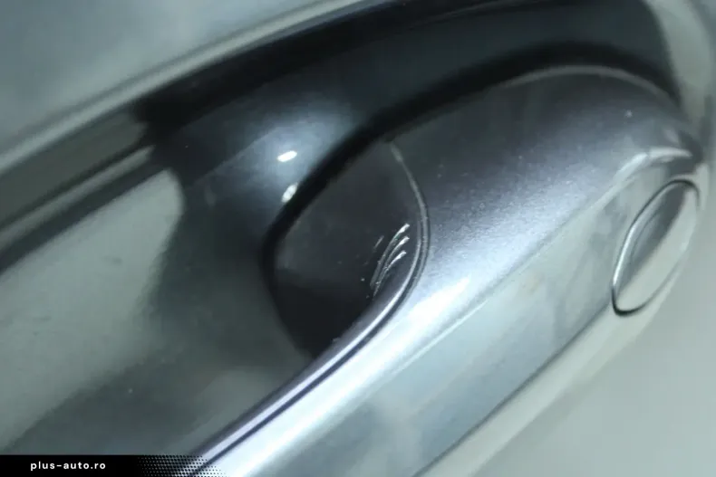 BMW 330e (Seria 3) din 2021 cu 87.400 km - oferta BMW194818 - foto 12