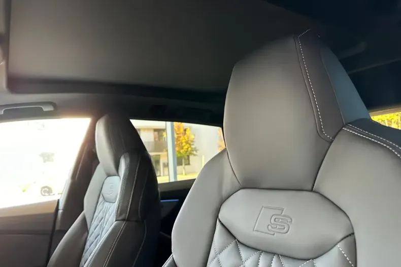 Audi Q8 din 2026 cu 30 km - oferta AUD194832 - foto 13
