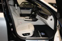 BMW 750 (Seria 7) din 2022 cu 28.766 km - oferta BMW194836 - foto 11