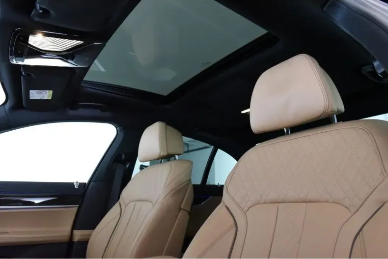 BMW 745 (Seria 7) din 2022 cu 33.421 km - oferta BMW194837 - foto 11